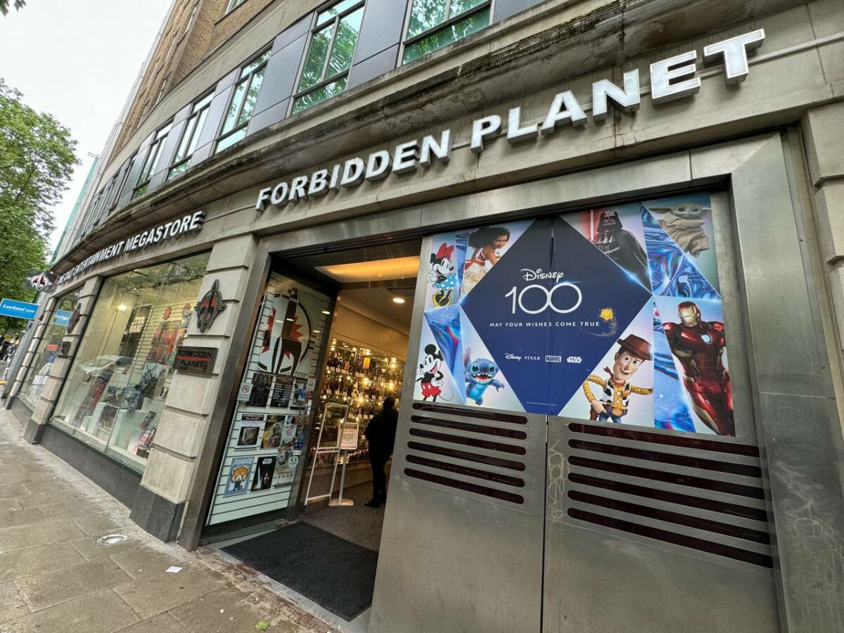 Toy and Comic Shopping in London